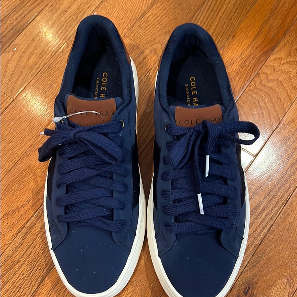 Cole Haan Men’s Grand Series Modern Perforated Blue Sneakers Classic Design.